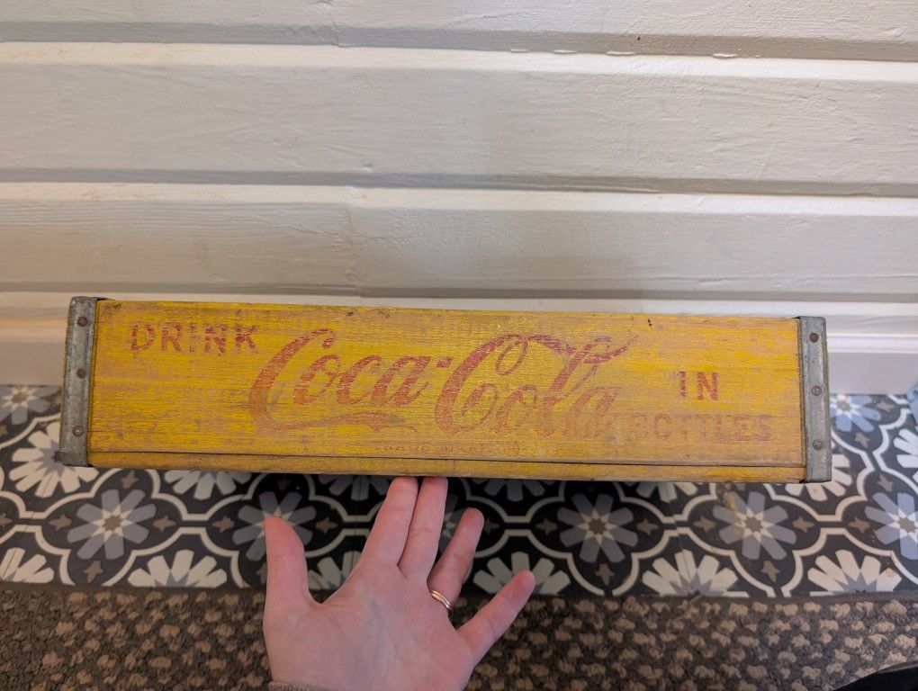 Vintage Cola Cola Crate