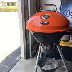 Stock BBQ Drum Charcoal Grill