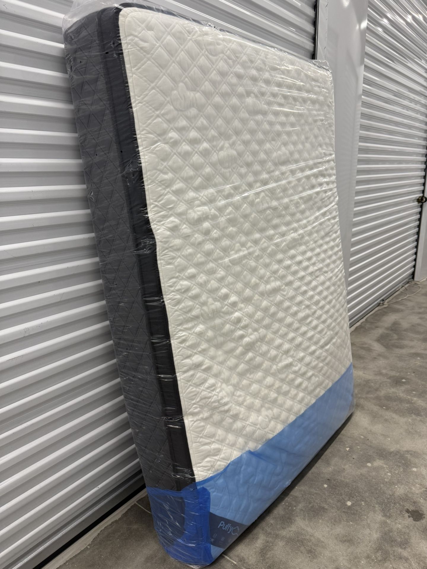PUFFY FULL LUX MATTRESS * BRAND NEW*