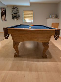 Pool table