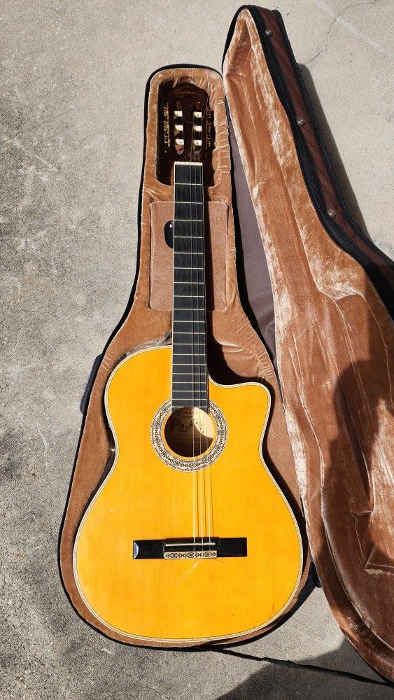 AS IS Esteban Granada Classical Acoustic Electric Guitar Needs Strings & Tuning Peg Free Case ❤️🎸