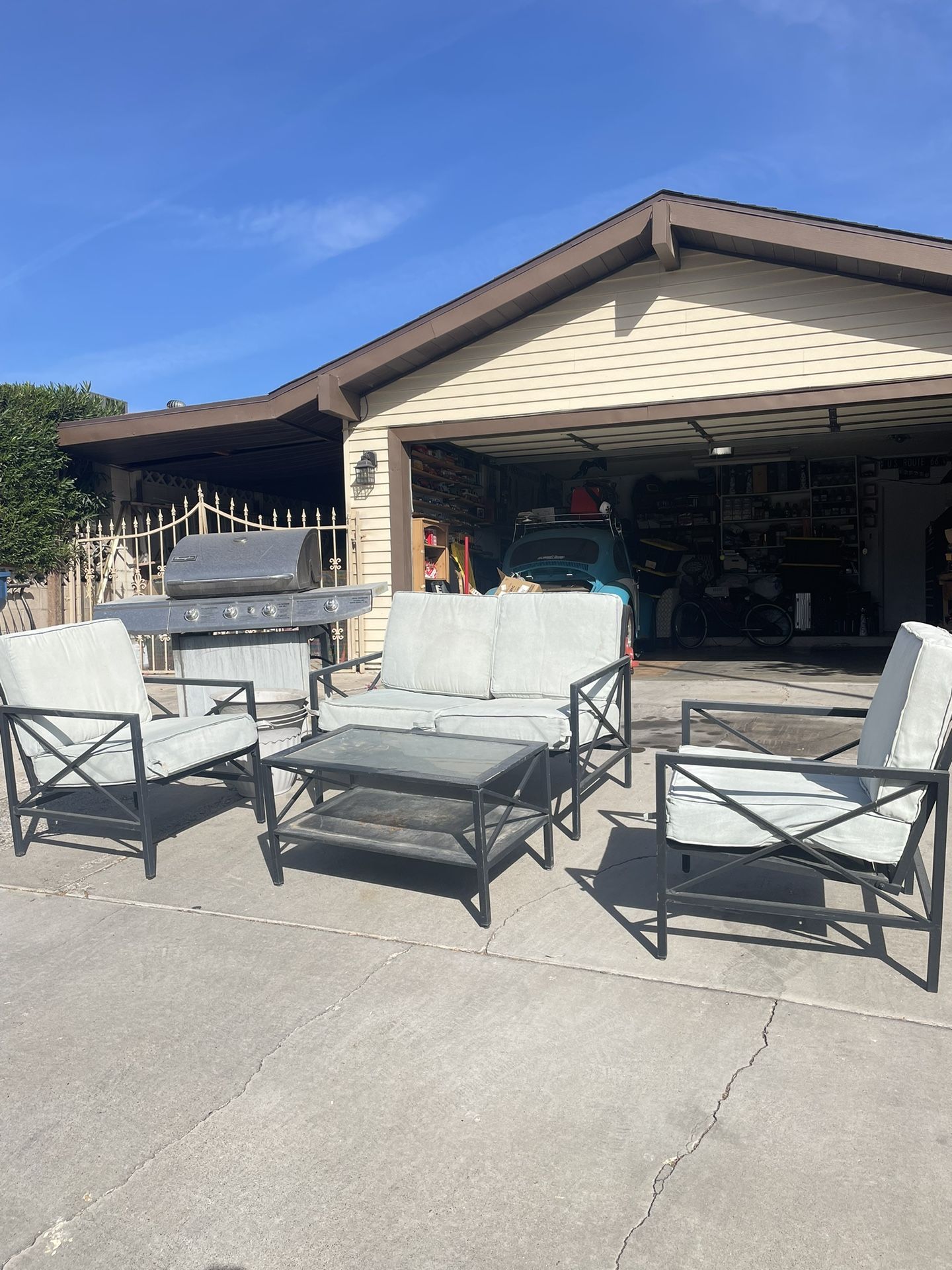 Patio Furniture seat &BBQ Grill
