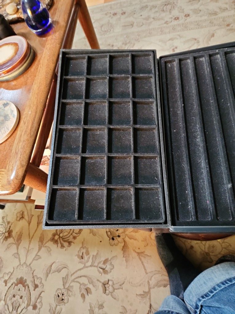 6 Diffrant Jewelry Trays