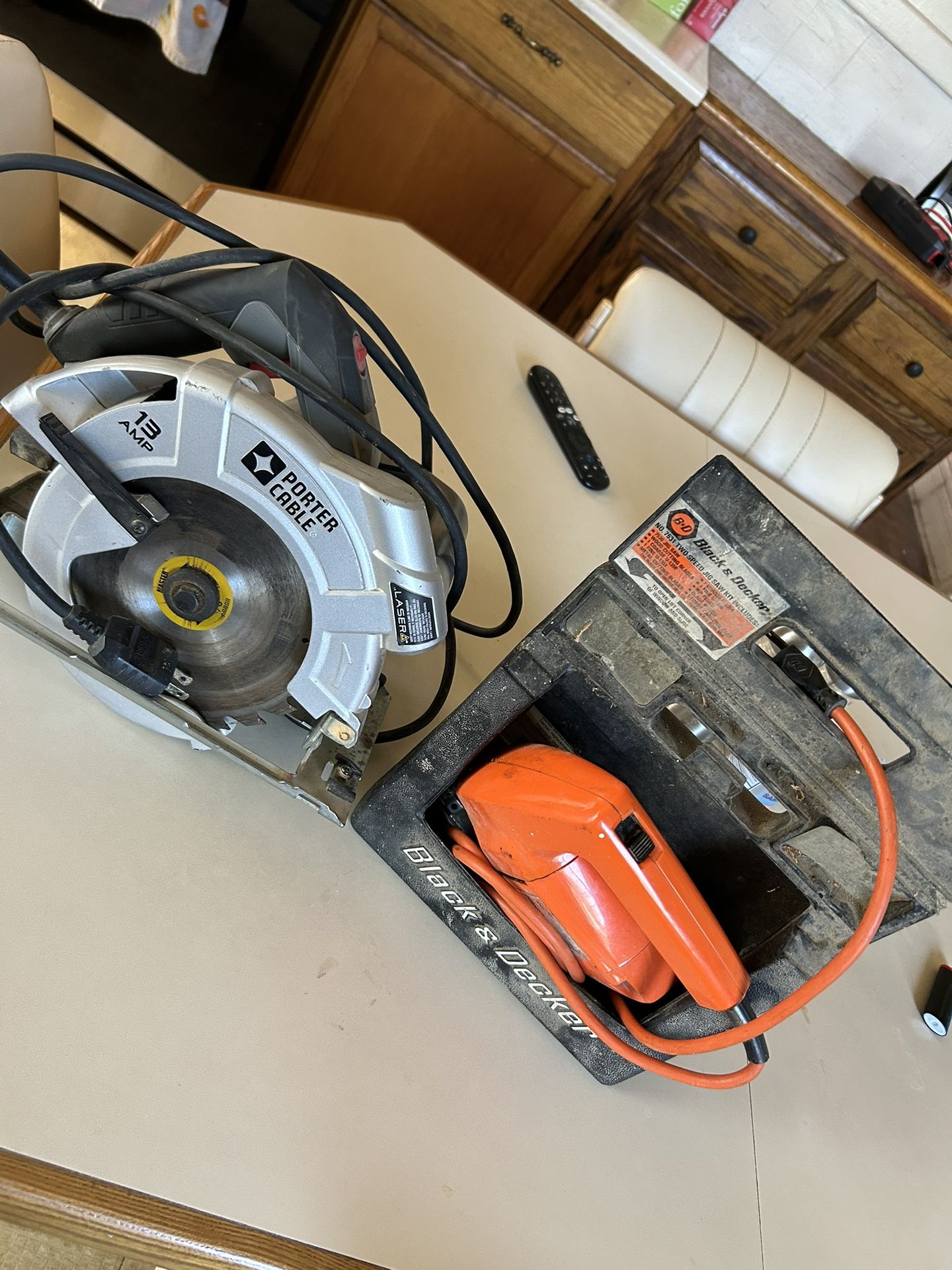 Circular saw and jigsaw