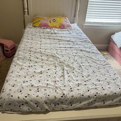 Twin Bed & Frame / Twin Cama