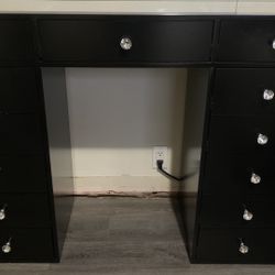 Desk/Dresser
