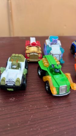 Paw patrol cars
