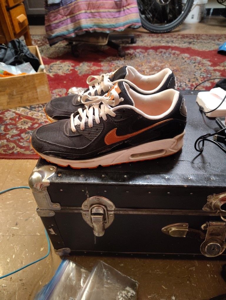 Nike Air Max Football