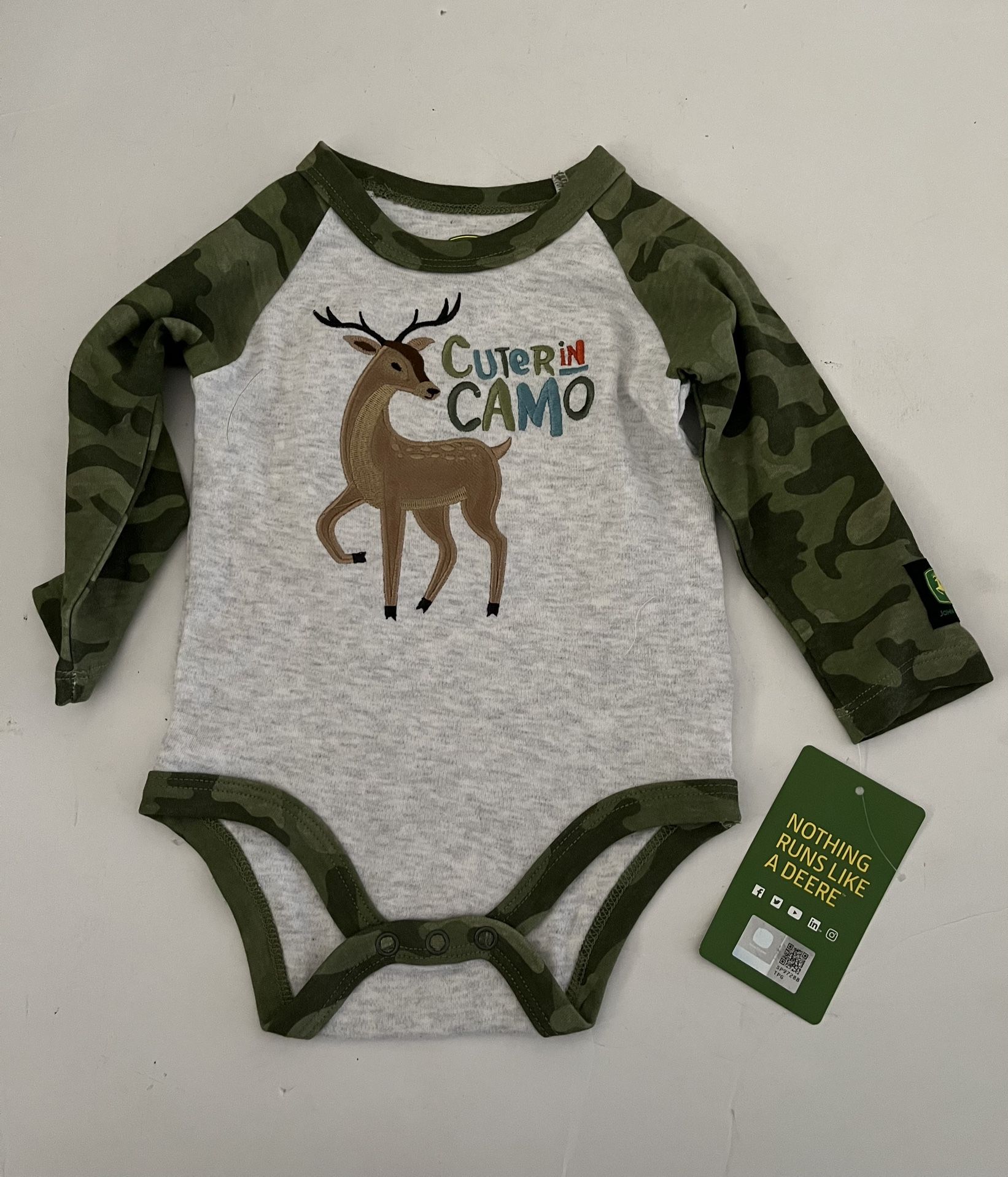 New With Tag John Deere bodysuit 3/6month deer hunting camo baby