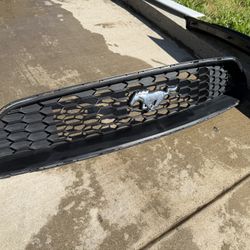 2018-2023 Ford Mustang Parts (230$ OBO)