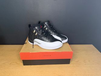 Air Jordan 12 Retro Playoff Sneakers