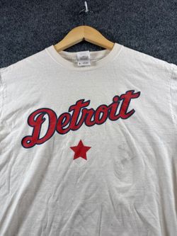 Fruit of the Loom Detroit Graphic T Shirt Mens M White Heavy Cotton City Tee