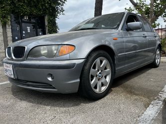 2003 BMW 325i