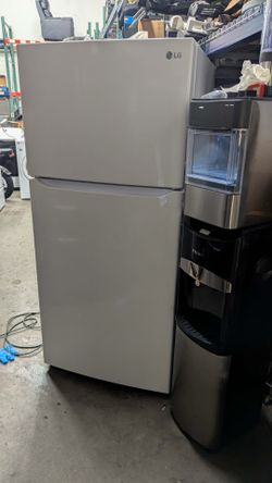 White LG refrigerator