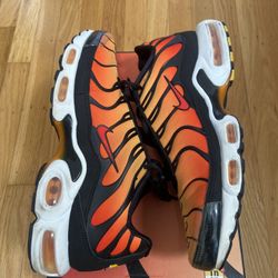 Nike Air Max Plus OG Sunset Size 12.5