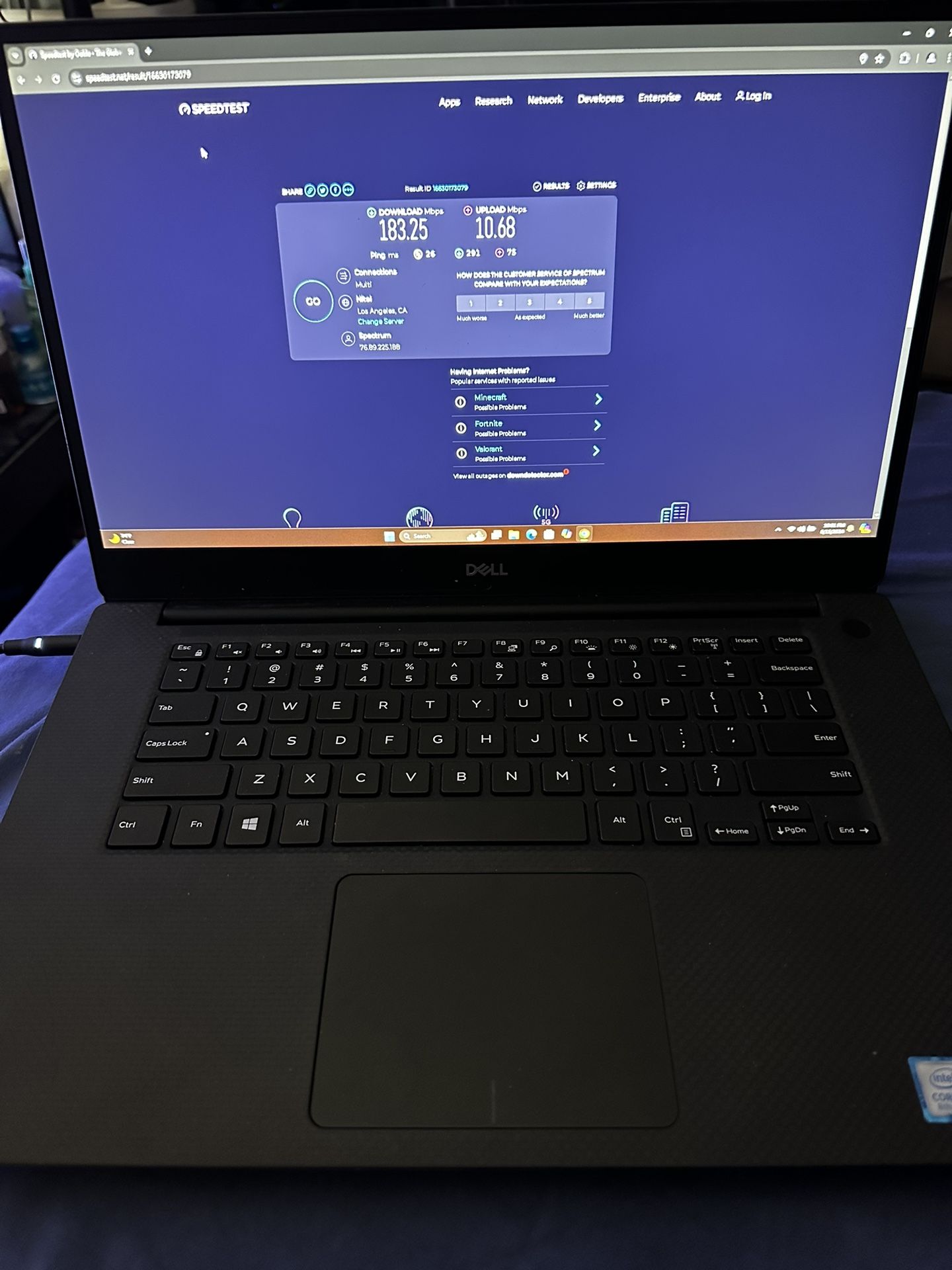 Dell XPS 15 - 9570
