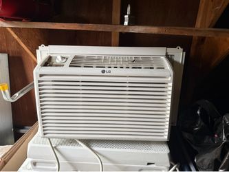 LG window unit Air conditioner