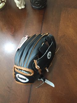 Tball glove
