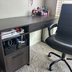 Desk & Rolling Chair