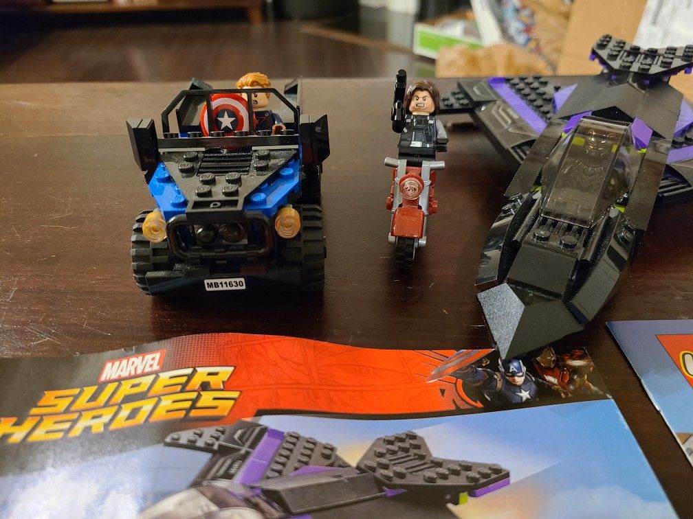 76047 LEGO Captain America Civil War Black Panther Pursuit
: 100% Complete With Figs, Vehicles, Manual, Comic And Spare Pieces.