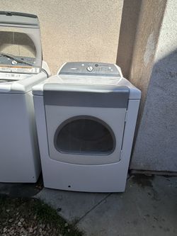 Washer And Dryer(SHOOT YOUR BEST OFFER