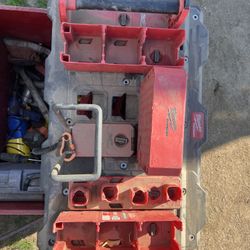 Milwuakee PACKOUT ORGANIZATION 