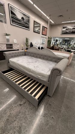 DAY BED
