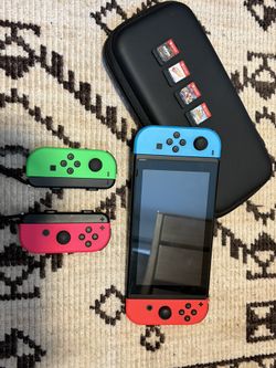 Nintendo Switch Console Bundle – Great Condition