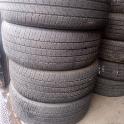 Vendo Sed De Llantas Usadas 275/50r22 Bridgestone Con 80% De Vida 190