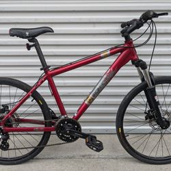 Medium Ironhorse Mountain Bike/Hybrid With Disc Brakes