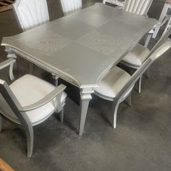 Dining Table Set - Glam Style Dining Room