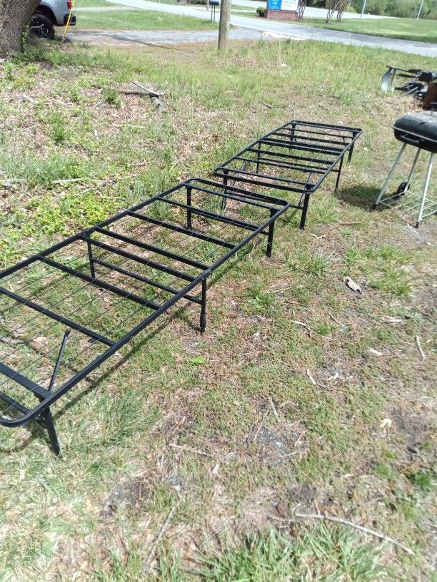 Twin Bed Frames Fee Standing