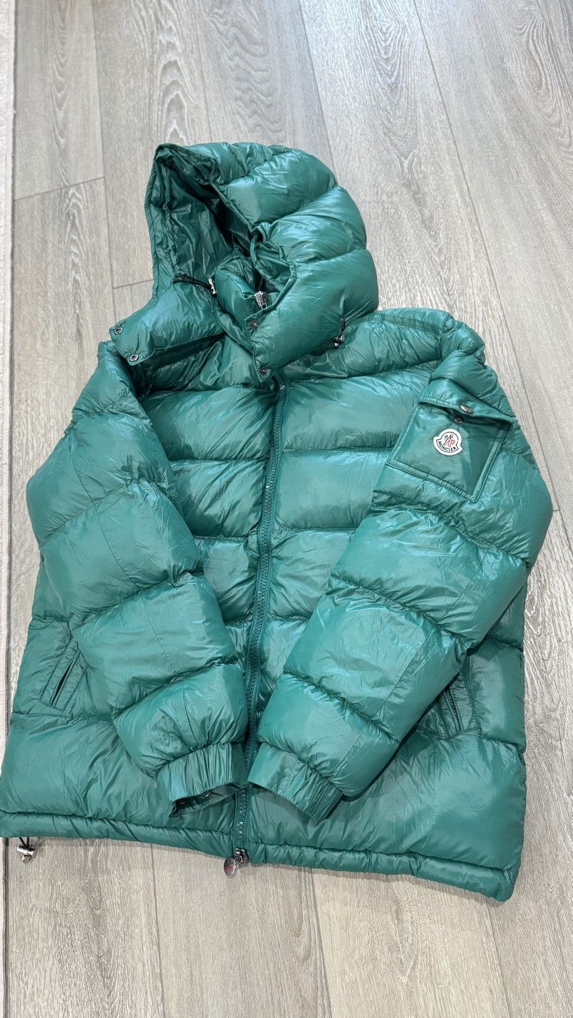 Moncler & Canada GOOSE