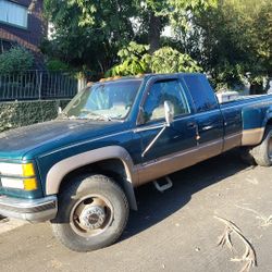 Diesel 4X4 Rare 60k Mi Dually DRW Double Rodada Auto 1996 GMC Sierra C/K 3500 Like Silverado Chevy Chevrolet Detroit 6.5 6.5L V8 TURBO DIESEL TD