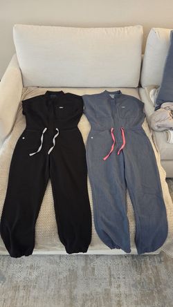 Figs scrubs