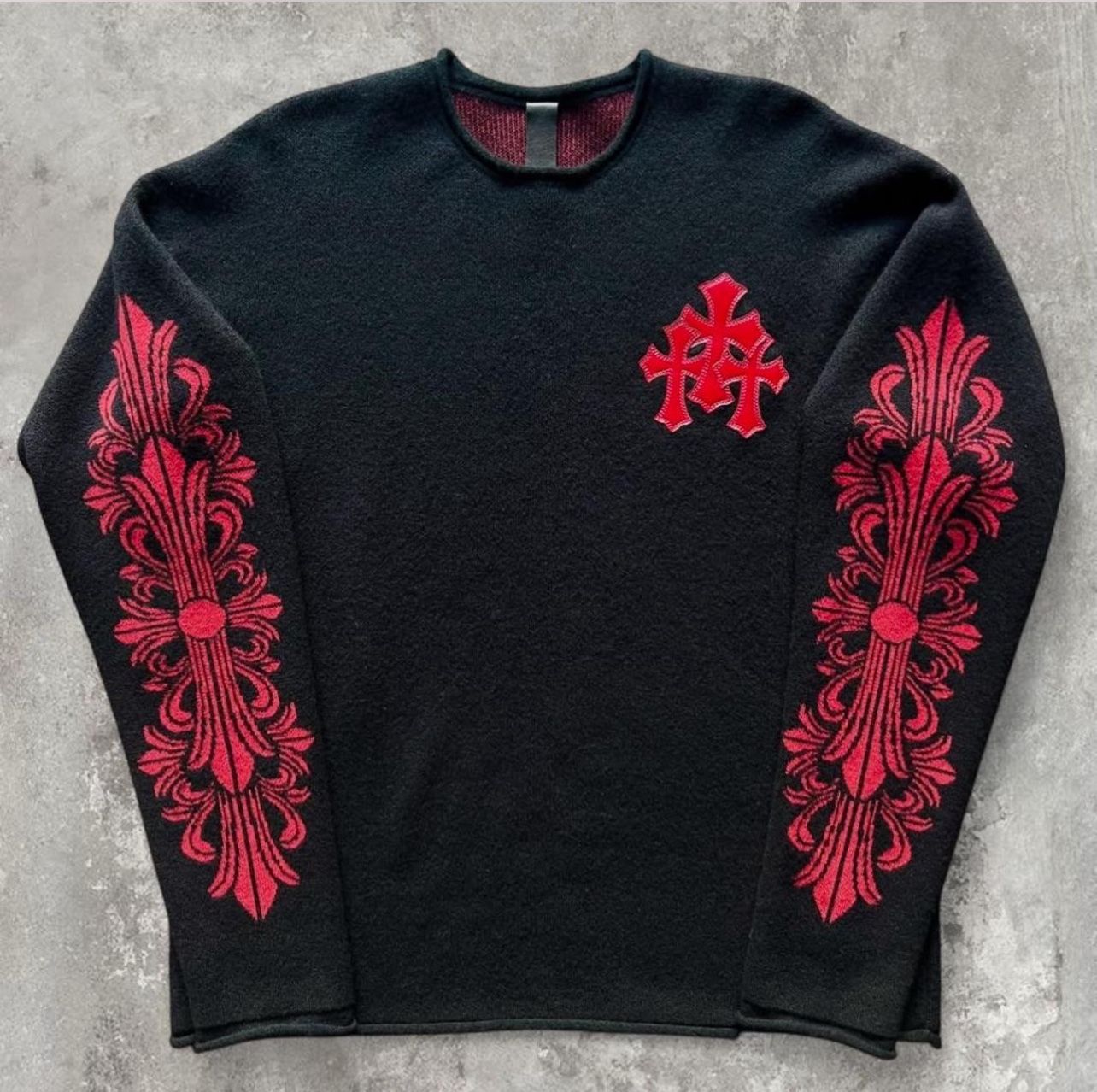 Chrome Knit Black Red Sweater Brand New Size Medium