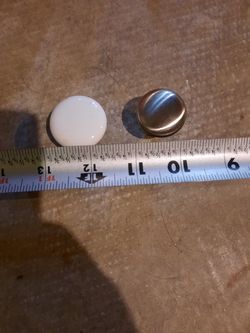 Cabinet knobs