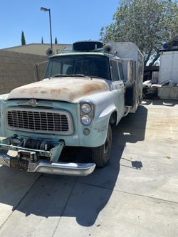 International Motor Home Runs Well Patina Queen CWC LOOK