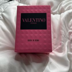 Perfume Valentino Donna Born In Roma 