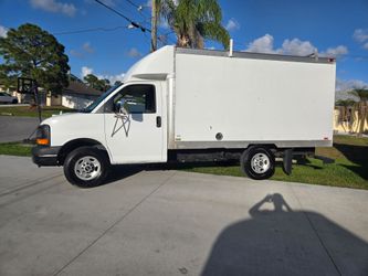2006 GMC Box Truck