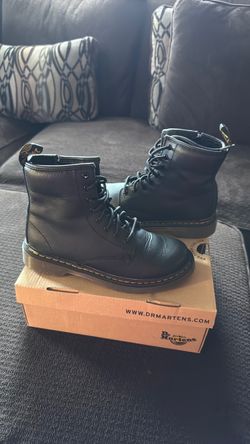 Youth Dr. Martens