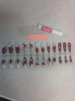 Red, Black & White Butterflies & Flowers Medium Oval Length Square Tip Nail Kit