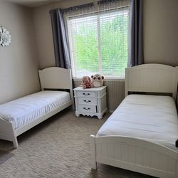 Twin Beds