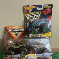 SET OF 2 Hot Wheels Monster Jam Crush station & Monster Jam Zombie NEW 