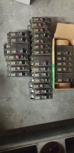 Mixed New Used Square D QO Brealers And Few GE