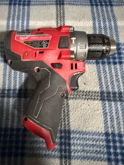 Milwaukee M12 Hammer Drill/Driver