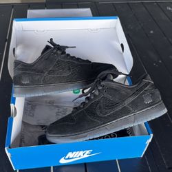 Nike Undefeated Dunks