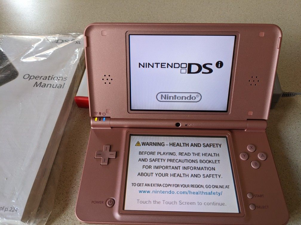 Nintendo DS XL