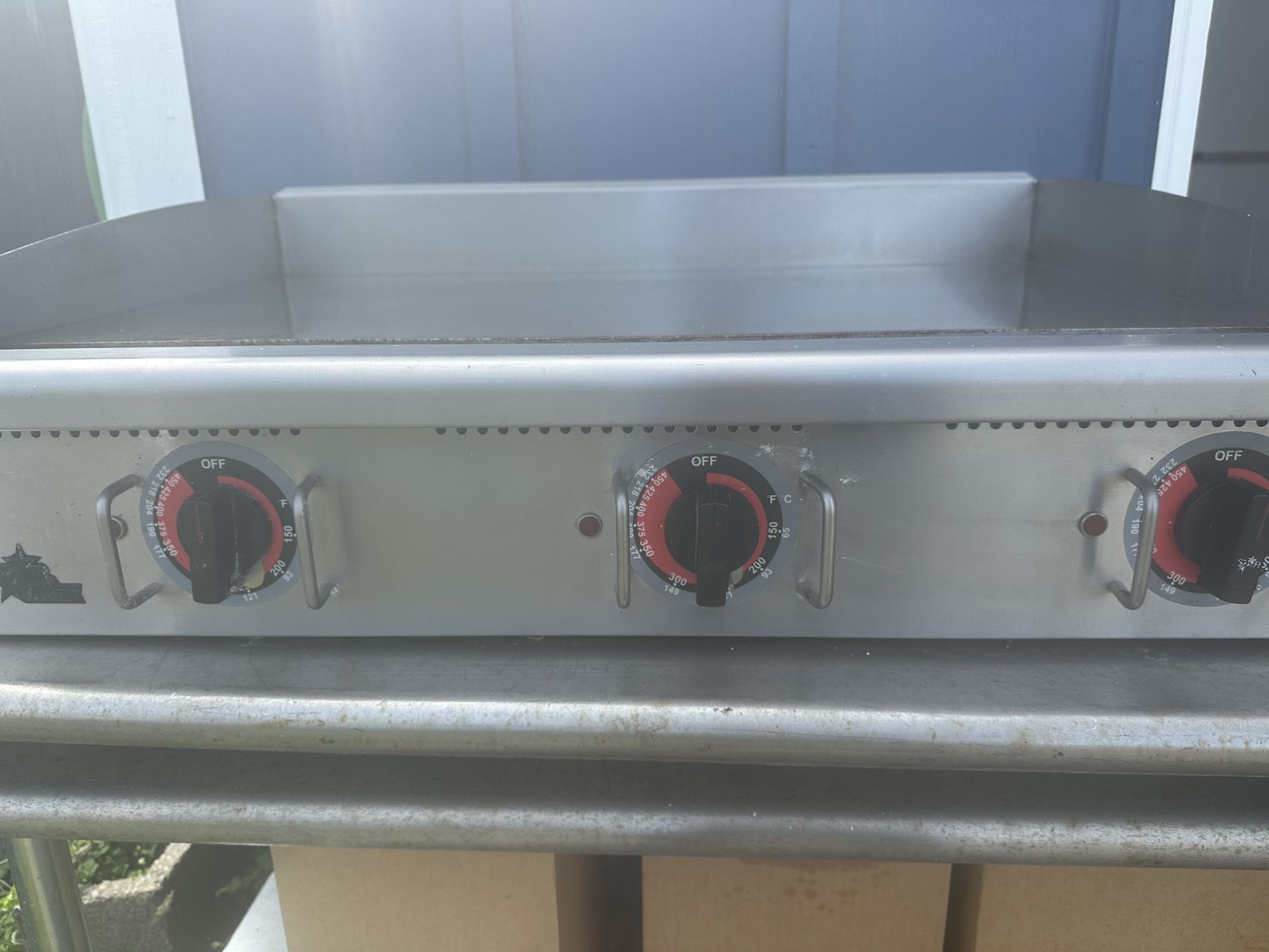 Star max 36” Flat Top Electric Griddle