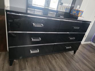 Bedroom for sale.